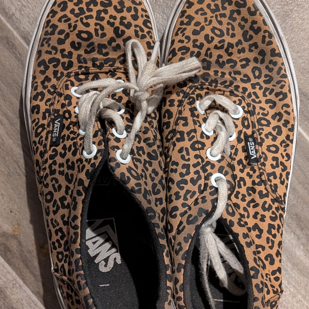 Vans Women's Tan Leopard Sneakers